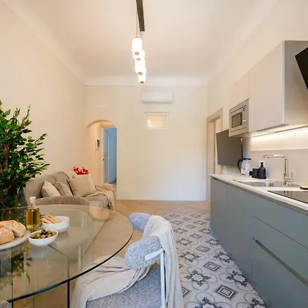 Savoia Station - Bubbles And Relax Apartament Bari